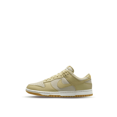 Nike Dunk Low "Khaki Suede Gum" | DZ4513-200