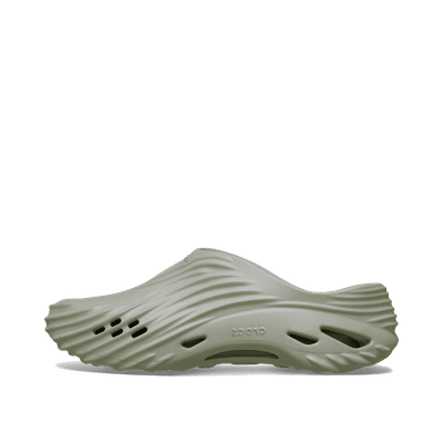 Crocs Echo Wave Clogs "Elephant" | 2105211LM