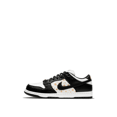 nike-sb-dunk-low-supreme-stars-black-dh3228-102