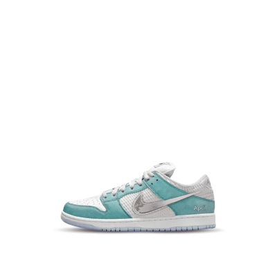 Nike SB Dunk Low x April Skateboards "Turbo Green" | FD2562-400