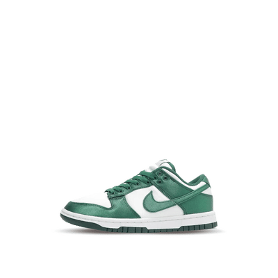 Nike Dunk Low Wmns "Satin Green" | DX5931-100