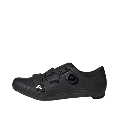 Adidas VUELTANO "Core Black / Carbon / Cloud White" | JS1938