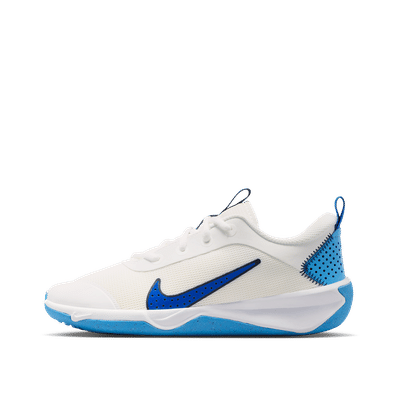 nike-omni-multi-court-white-dm9027-108