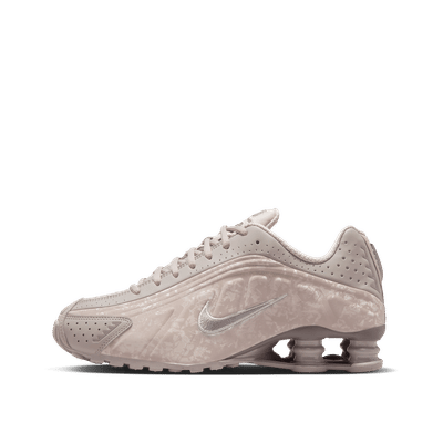 nike-shox-r4-wmns-grey-hv0934-001