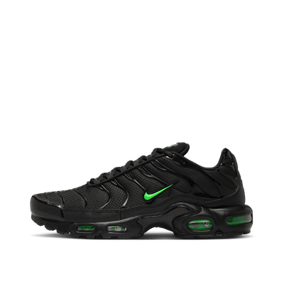nike-air-max-plus-black-dm0032-024