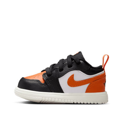 air-jordan-1-low-alt-black-dr9747-081