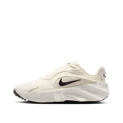 nike-aura-edge-white-hq7025-105