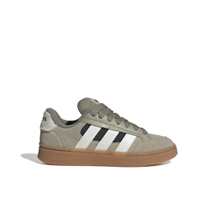 adidas-grand-court-alpha-brown-hq7361