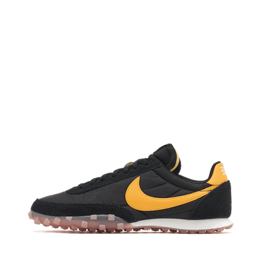 nike-waffle-racer-26-blackuniversity-goldsailgum-im8658-003