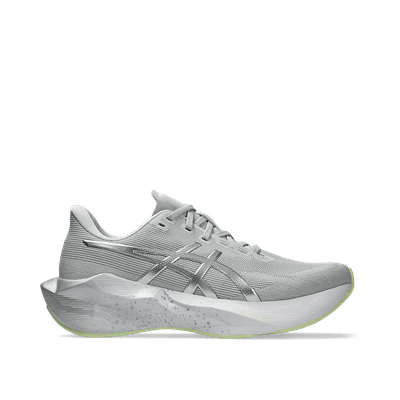 ASICS Novablast 6 "Platinum/Glow Green" | 1011C312-020