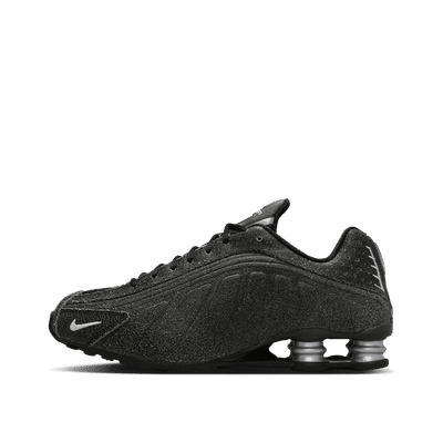 Nike Shox R4 "Black/Sail-Light Smoke Grey-Metallic Silver" | IO4544-002