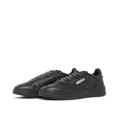 Autry Medalist Low "Black" | AULMSG16