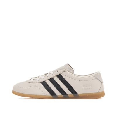 adidas-gazelle-lo-pro-w-core-white-core-black-gum-ih1930