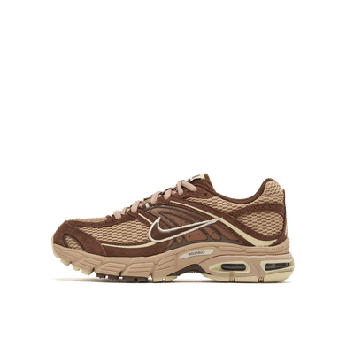 nike-air-max-moto-2k-se-brown-io4862-200