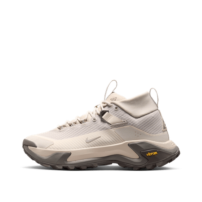 nike-acg-zegama-hike-cream-iilight-orewood-brown-io7855-200