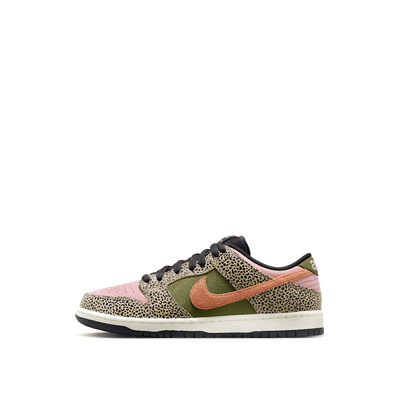 Nike SB Dunk Low Pro x Arts-Rec Skateshop "Khaki/Rough Green/Rust Pink/Amber Brown" | IH3211-200