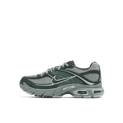 nike-air-max-moto-2k-se-greygreen-io4862-300