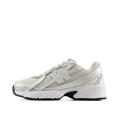 new-balance-740-kids-greybeige-g7402a3
