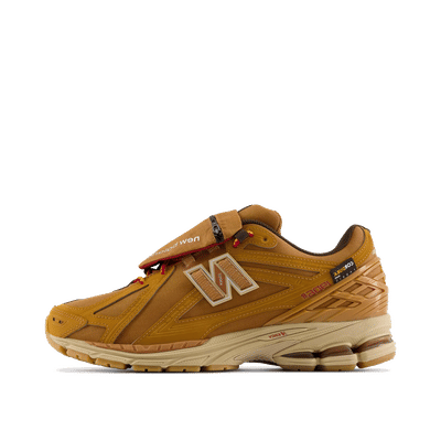 new-balance-1906r-cordura-pocket-wheattobacco-m1906rob