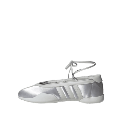 adidas-taekwondo-mei-ballet-silver-met-grey-one-ftwr-white-kj8370