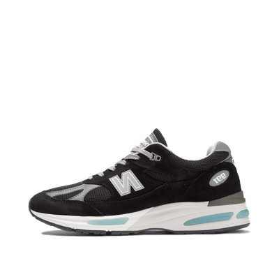 New Balance 991v2 - Made in UK "Black/Smoked Pearl" | U991BK2