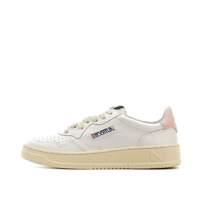 autry-wmns-medalist-low-whitepink-aulwll16