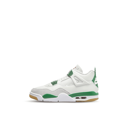 Air Jordan 4 Retro "Pine Green x Nike SB" | DR5415-103