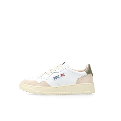 autry-medalist-wmns-white-aulwls77