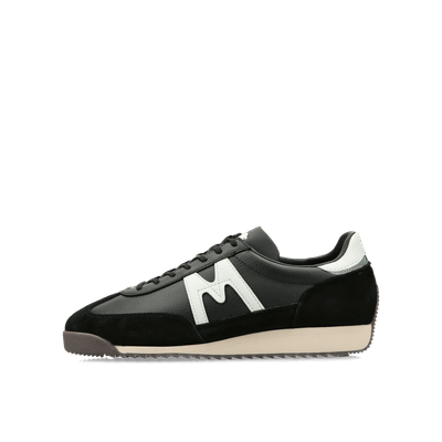 Karhu Mestari "Jet Black / Blanc de Blanc" | F805107
