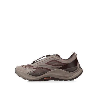 adidas-holo-peak-trace-brown-aurora-ruby-maroon-ki1522
