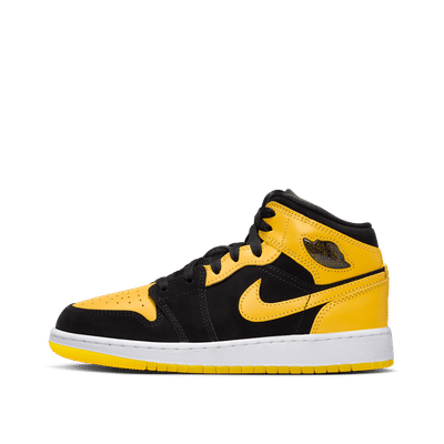 air-jordan-1-mid-se-gs-black-hj5940-071