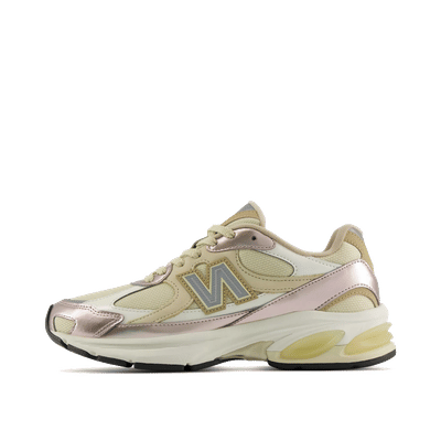 new-balance-2010-beige-u20104tm