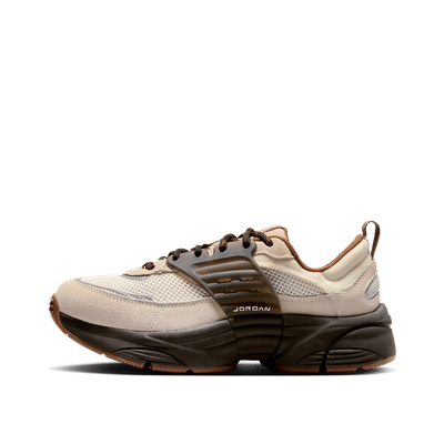 jordan-trunner-os-soft-pearllt-british-tan-shadow-brown-ir1839-003