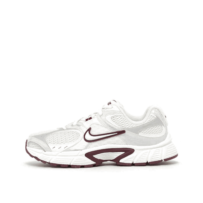 nike-v5-rnr-white-hq7901-117