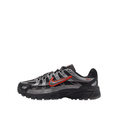 nike-p-6000-gs-anthracite-picante-red-metallic-cool-grey-hv5064-019
