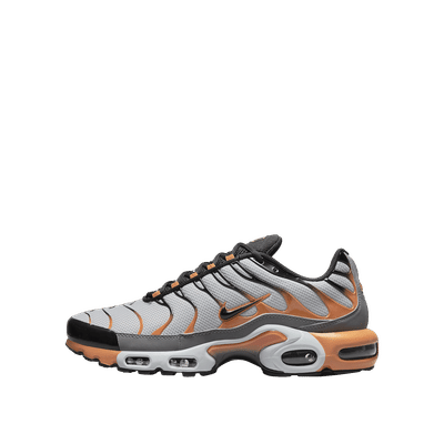 nike-air-max-plus-greyorange-dm0032-001