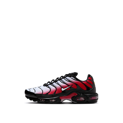 nike-air-max-plus-pure-platinum-university-red-dm0032-017
