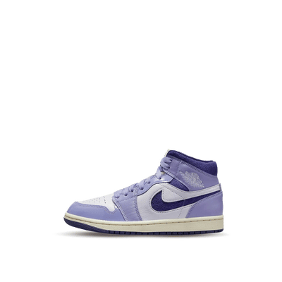 Air Jordan 1 Mid SE Chenille "Sky J Light Purple" | DZ3745-500