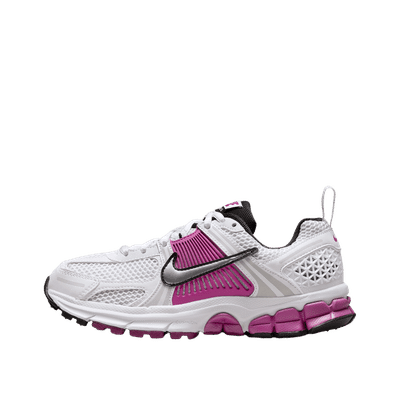 nike-zoom-vomero-5-gs-whitepure-platinumhot-fuchsiametallic-platinum-hf6998-102