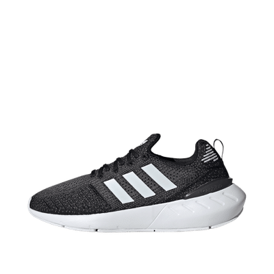 adidas-swift-run-22-wmns-black-gv7971