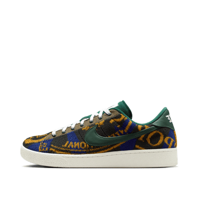 Nike Tennis Classic PRM "Fir/White/Sail" | IR1114-300