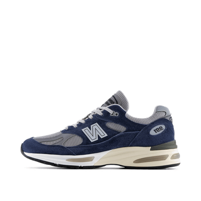New Balance 991 v2 Made in England "Insignia Blue" | U991NA2