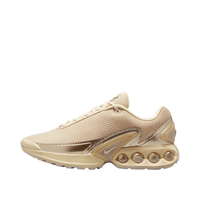 nike-air-max-dn-wmns-gold-hv4861-200