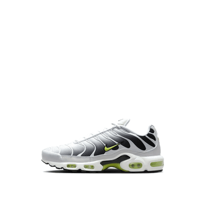 nike-air-max-plus-whiteblackvolt-dm0032-103