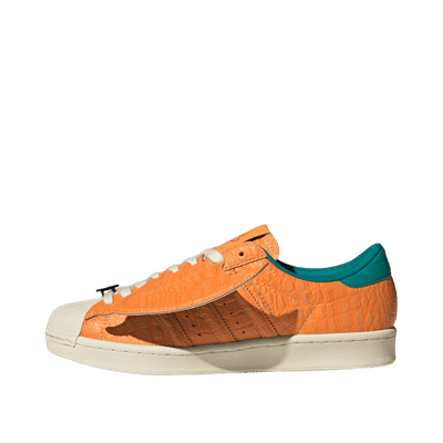 adidas-originals-x-pokemon-superstar-vintage-charizard-ki2861