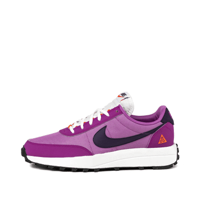 nike-acg-ldv-monarch-purple-purple-dynasty-bold-berry-if2857-500
