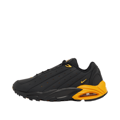 Nike NOCTA Hot Step Air Terra "Black/University Gold" | DH4692-002