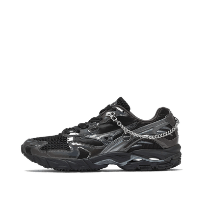 Mizuno Wave Rider 10 Jewels "Black/ Black Sand/ Quiet Shade" | D1GA260E02