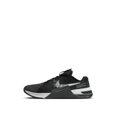 Nike Metcon 8 "Black/White-Dark Smoke Grey" | DO9328-001
