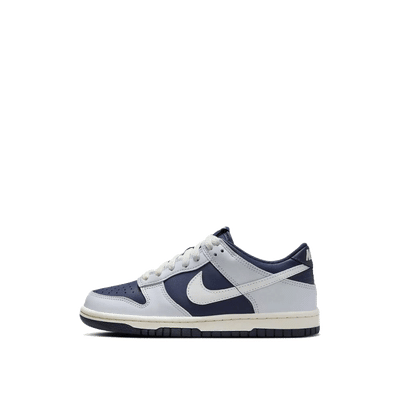 nike-dunk-low-gs-football-greysummit-whitemidnight-navy-fb9109-002